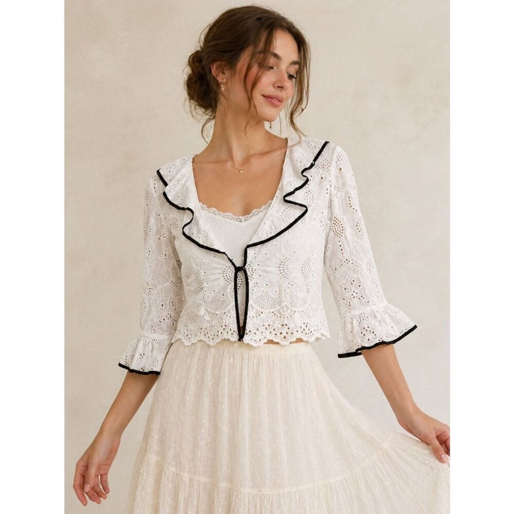Peck & Peck White Eyelet Embroidered Ruffle Blouse Size 4
